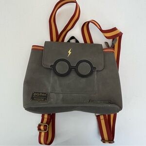 Loungefly RARE Harry Potter Gray Convertible Gryffindor Backpack Hogwarts